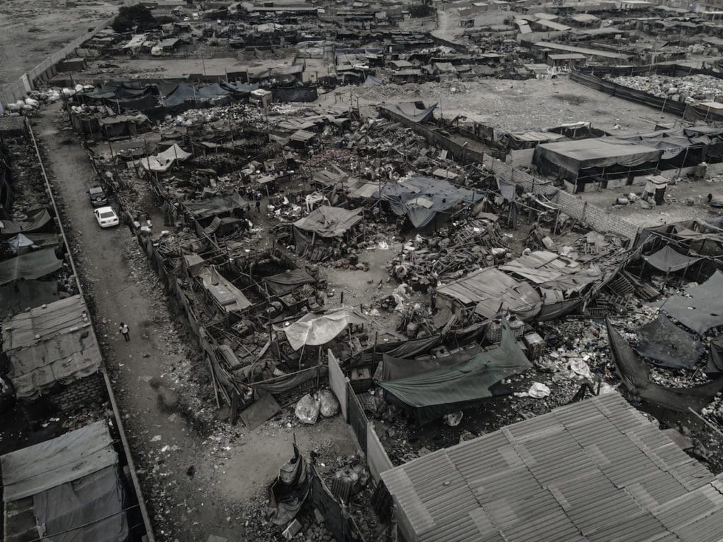 Melendi - Déjala Que Baile (with Alejandro Sanz \u0026 Arkano) | Deezer, image size:1024x768