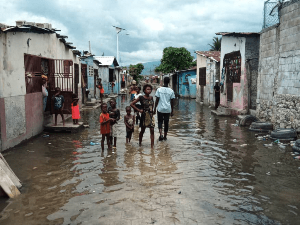 Extreme poverty and violence have overtaken the streets of Port-au-Prince, Haiti | Photo courtesy of Rachel Lavigne