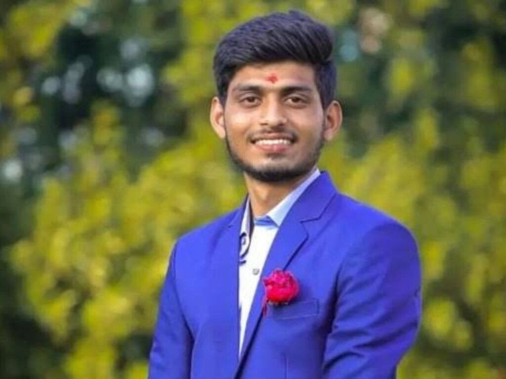 Hemil Mangukiya from Surat, India, went to Russia for a high-paying job but was forced into war and died in a Ukrainian Air airstrike. | Photo courtesy of Ashvinbhai Mangukiya