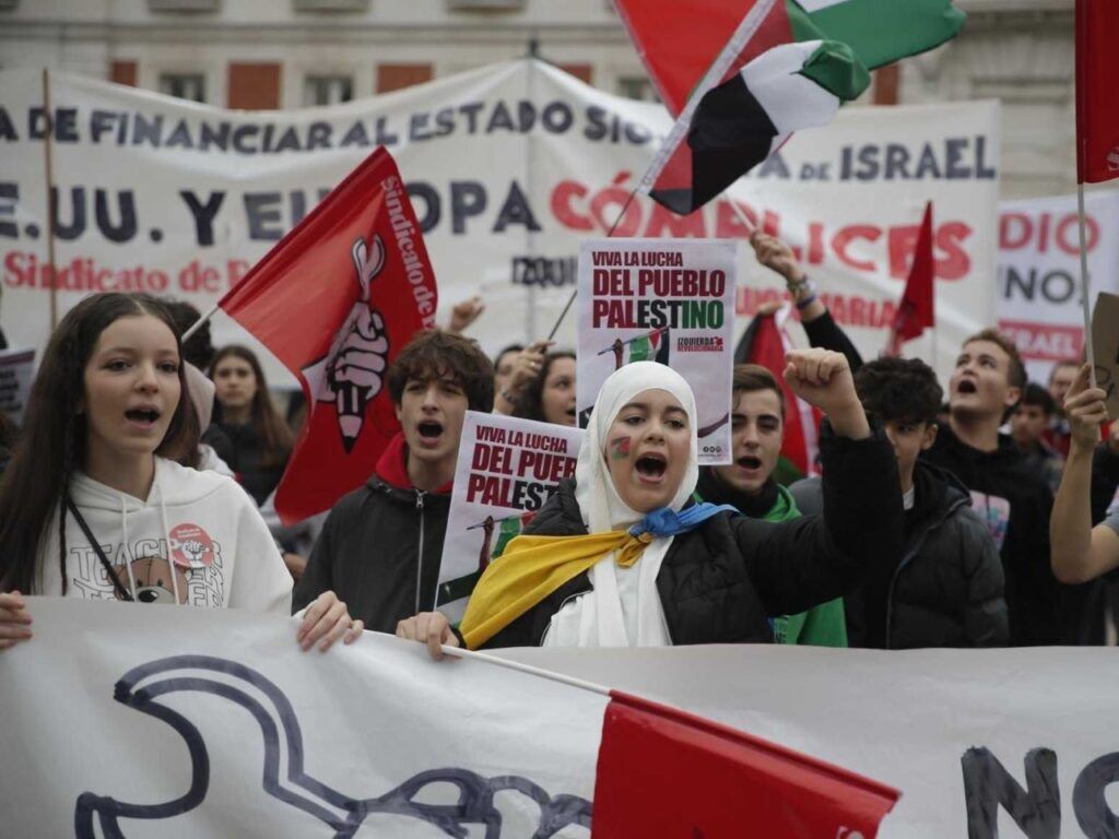 University students in Madrid, Spain hold protests in support of Palestine. | Photo courtesy of Daniel Zagury