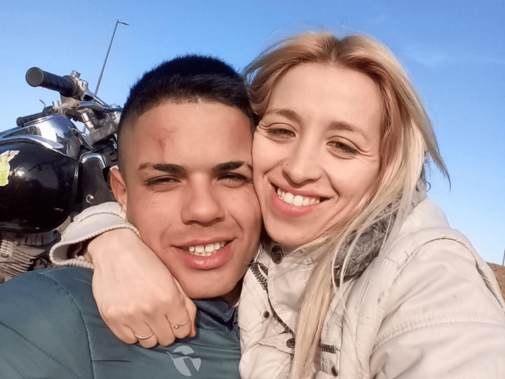 Néstor (left) and his girlfriend Irina share a moment together before the tragic accident that took his life. | Photo courtesy Irina Juárez