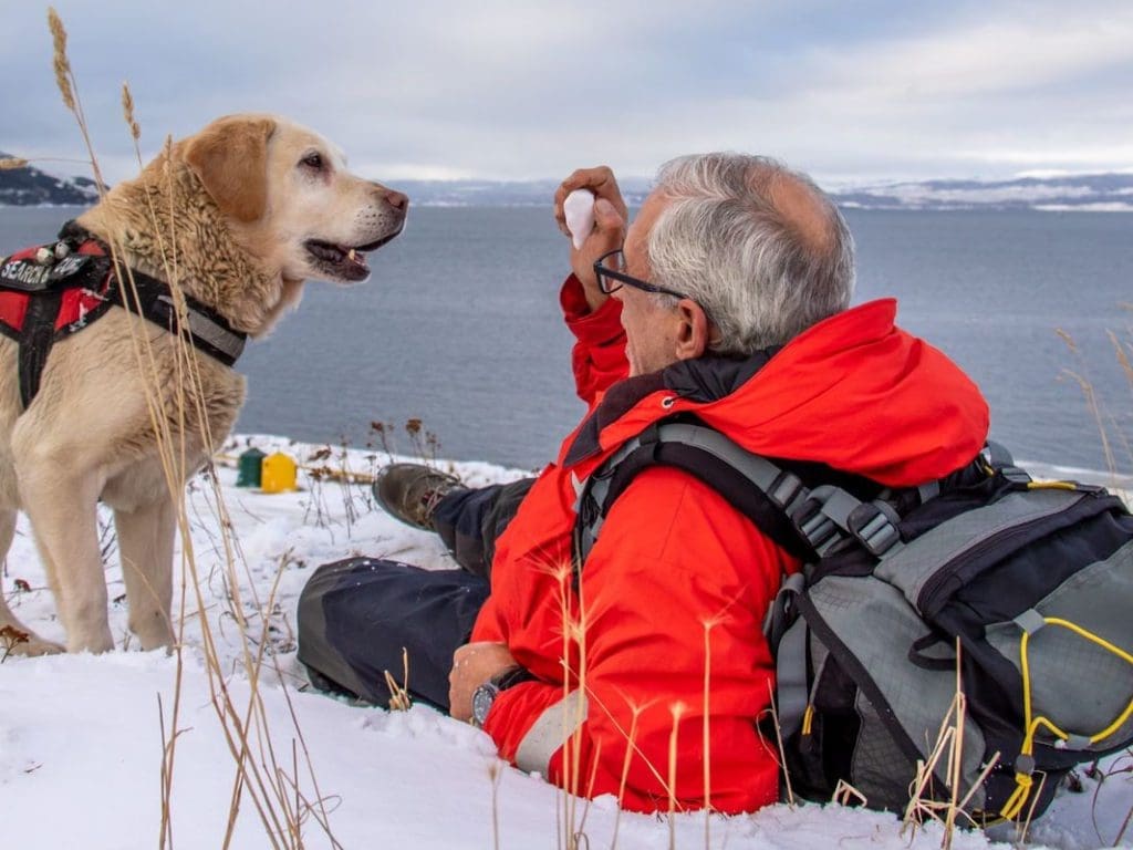 Julián Elizari and his partner and rescue dog Tango